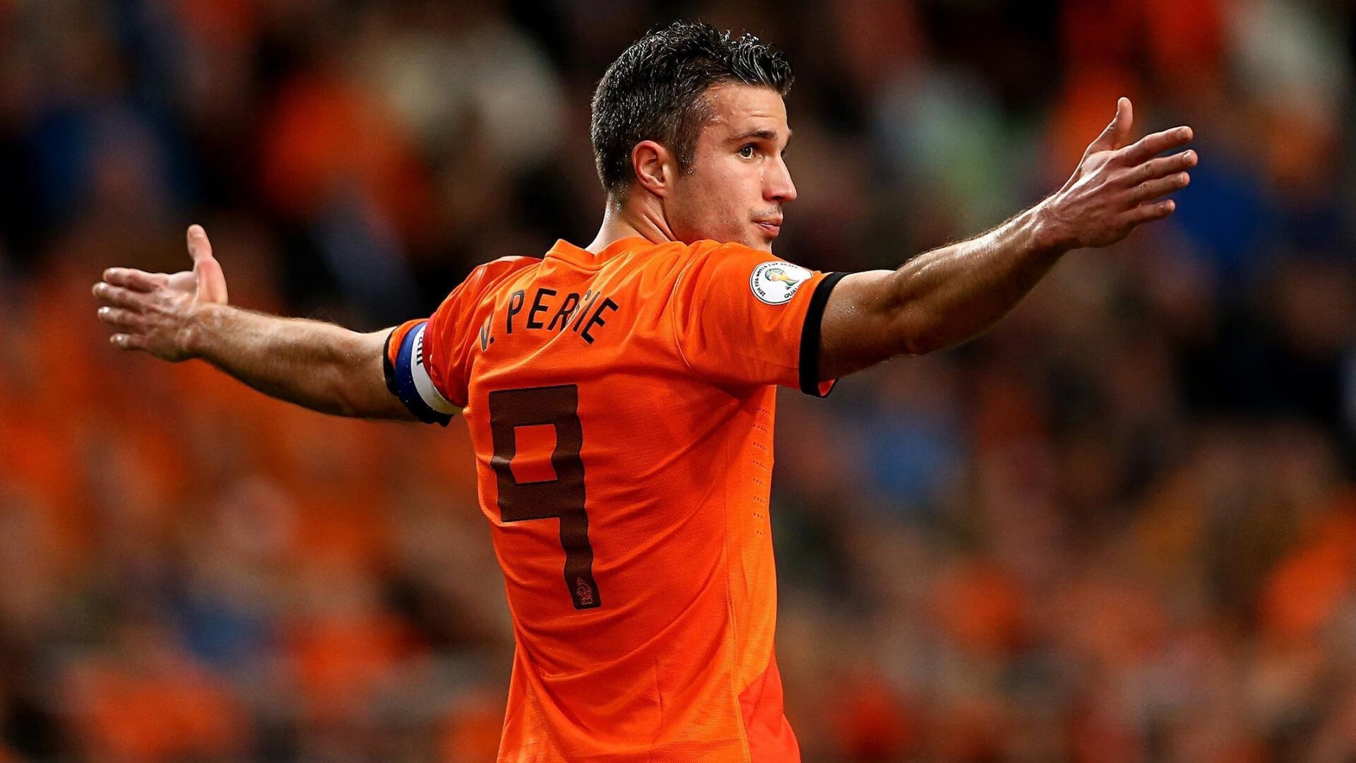 乔治防守端贡献四次抢断展现全面能力，乔治防守什么水平